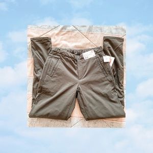 Olive UNIQLO thermal pants